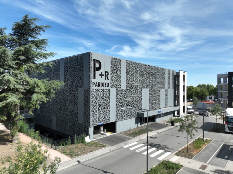 Ilot Pardieu Parking